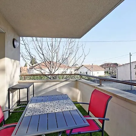 Le Farniente -parking & Terrasse Apartmán Nîmes